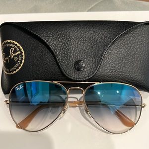 Ray-Ban Aviator Sunglasses - Blue Gradient Lens